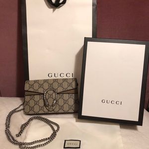 Gucci Dionysus GG Supreme super mini bag